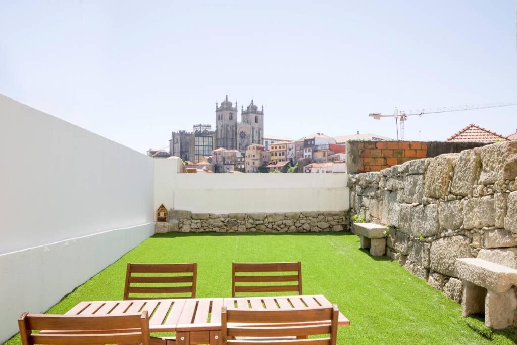 Vitória over the roofs II Porto Exterior foto